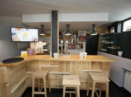 Rustik Hostal Rural בית הארחה 3*