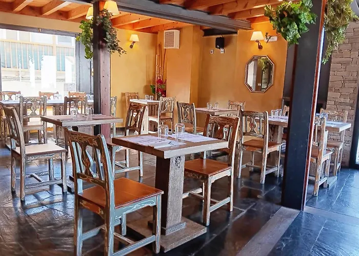 Rustik Hostal Rural 3* 몰리나세카