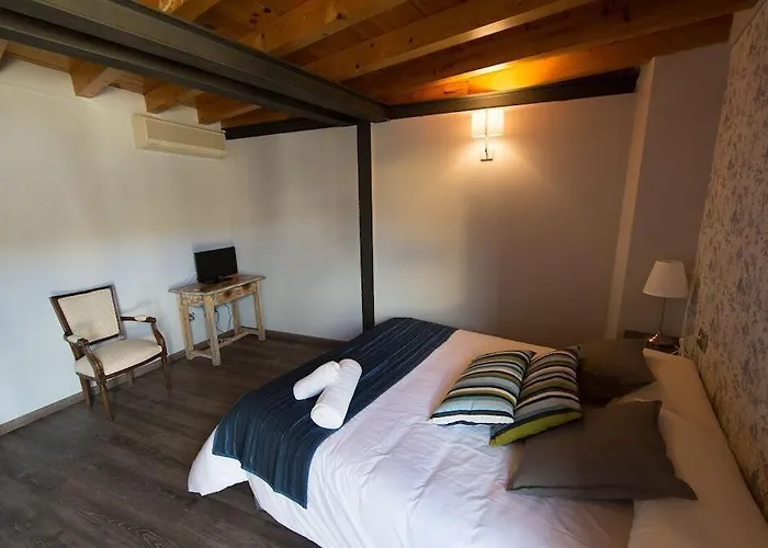 Rustik Hostal Rural 게스트하우스