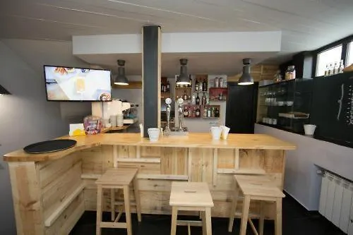 Rustik Hostal Rural 게스트하우스 3*